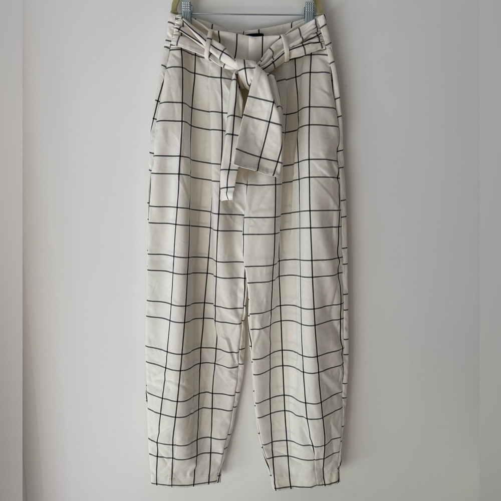 ❌SOLD❌Zara White & Black Wide Leg Checked Pants